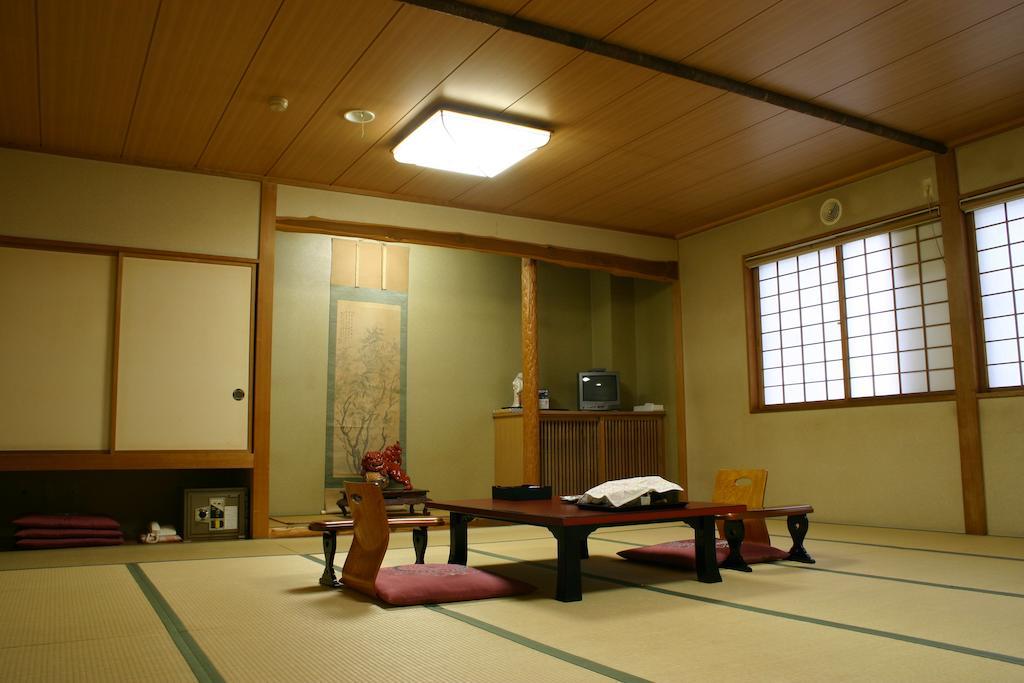 Отель Daikokuya Ryokan Хакодате Экстерьер фото